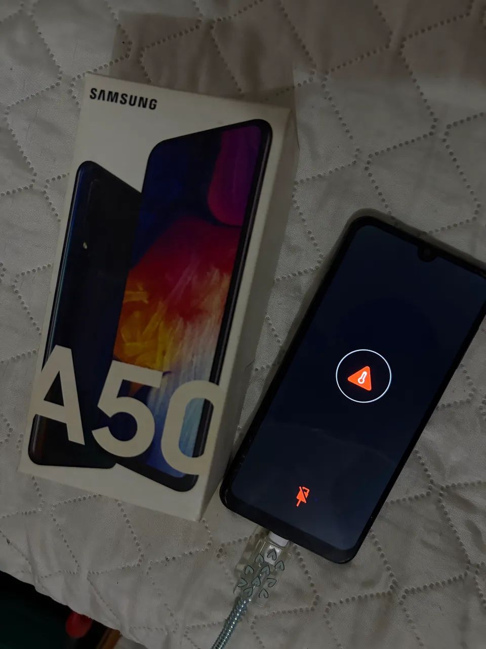 Samsung A50 - Usado + c/ defeito - Foto 5