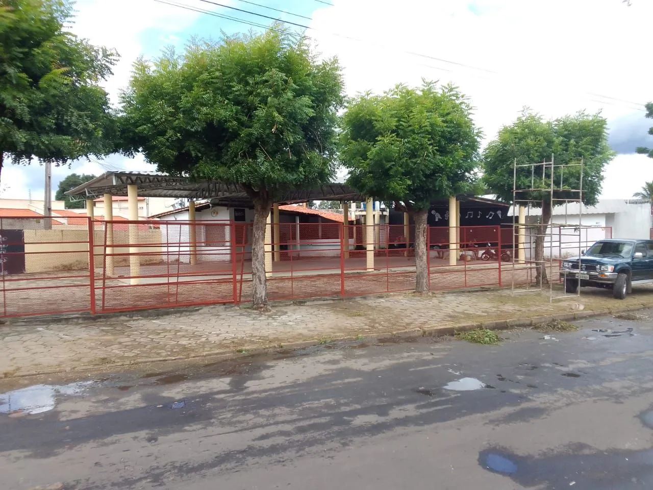 Espaço de 3 Lotes Comerciais c/ galpão, cozinha  - Foto 5