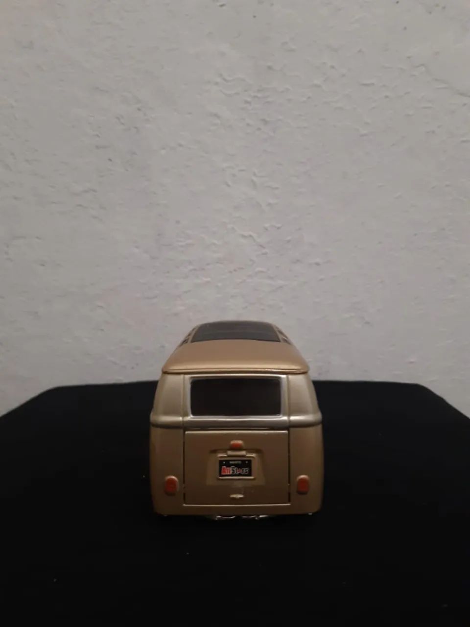 Volkswagen Van "Samba" 1:25 - Maisto - Foto 4