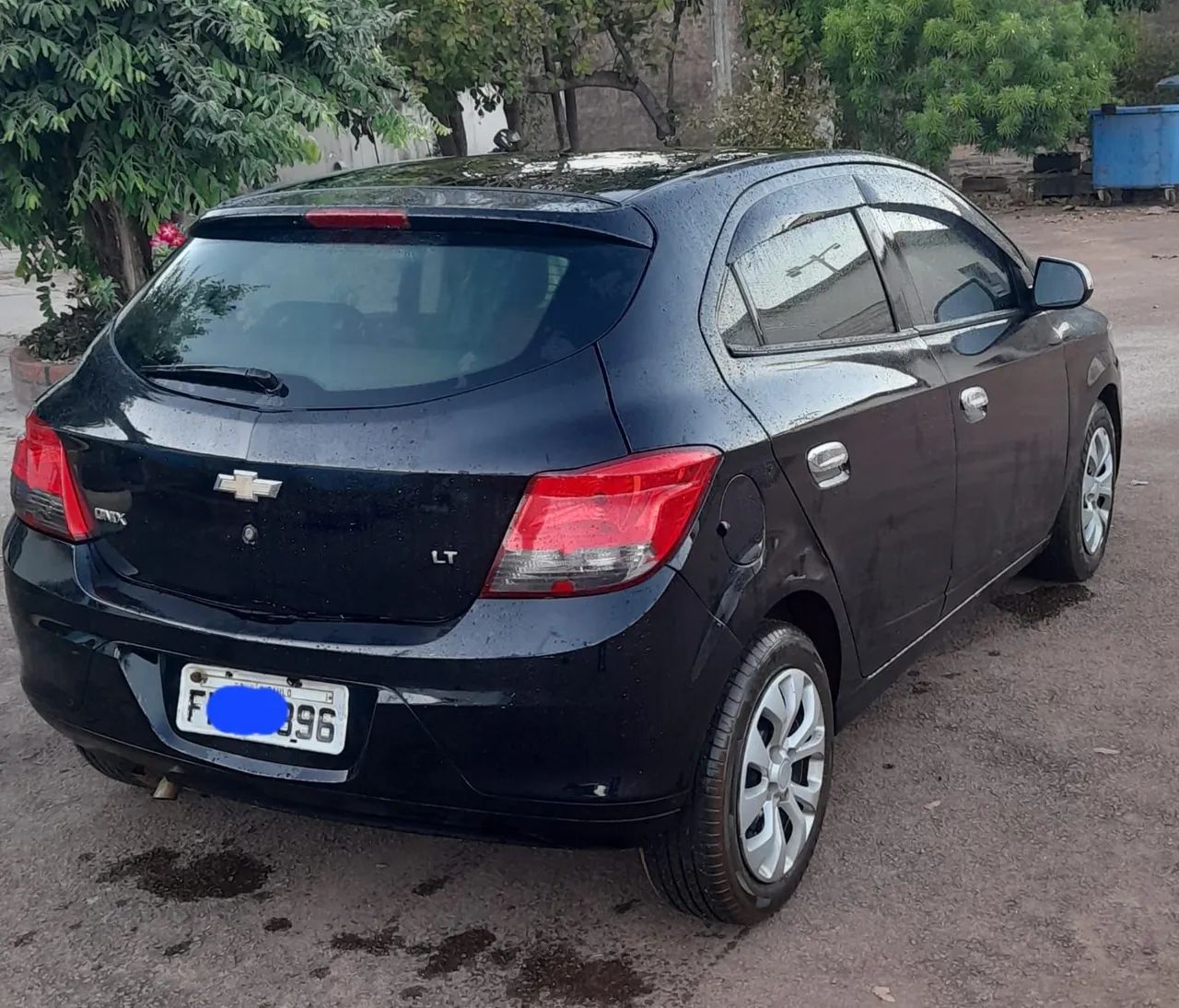 Chevrolet Onix JOY Hatch 1.0 8V Flex Mec. 4P 2018