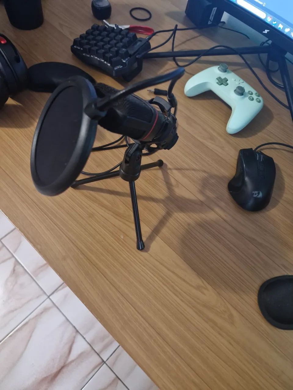 Microfone de mesa Red Dragon - Foto 2