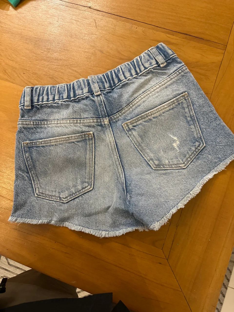 Look de blusinha e shorts da Zara  - Foto 3