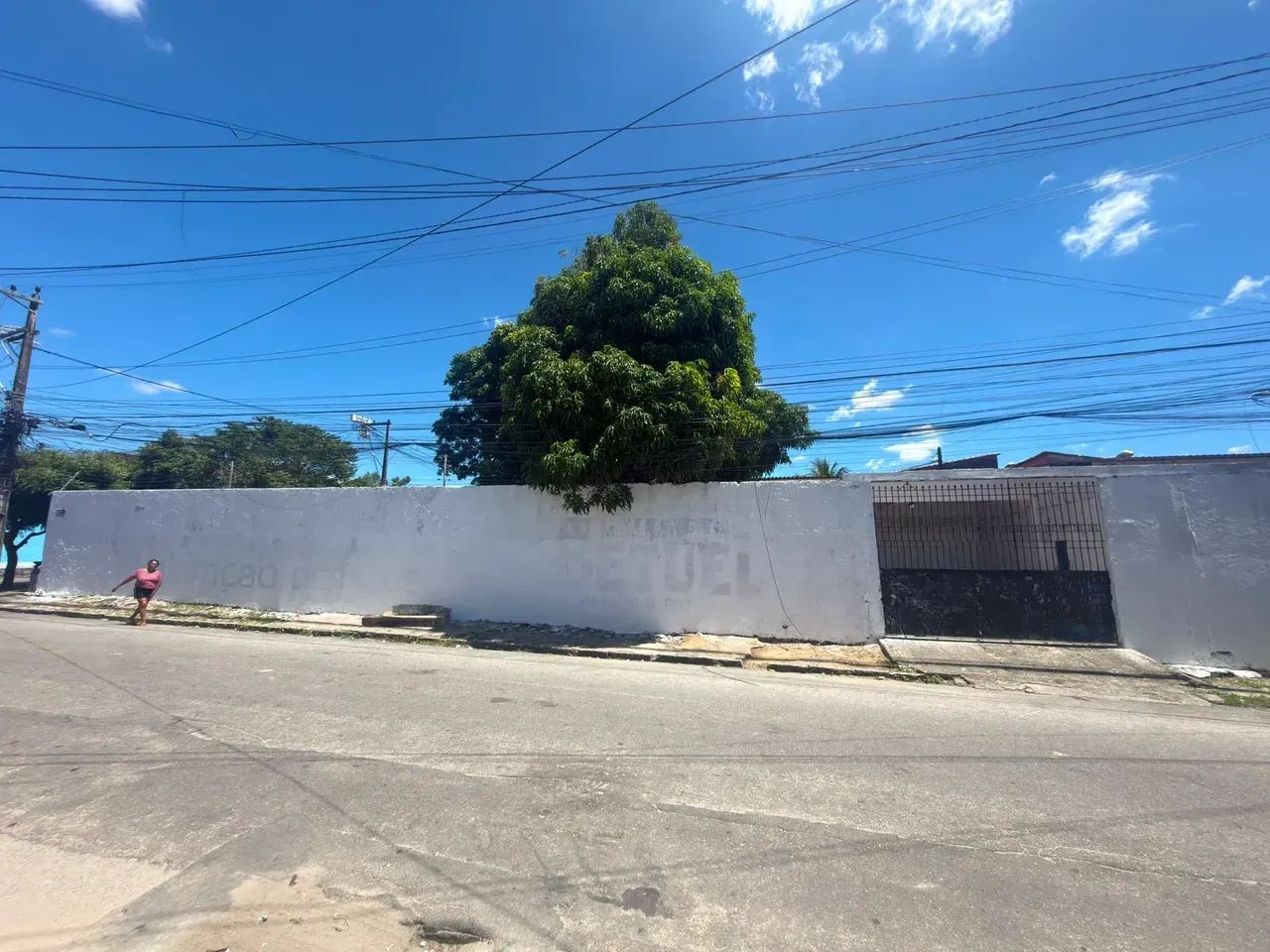 ALUGA - EXCELENTE GALPÃO COM AMPLO TERRENO - VILA UNIÃO - Foto 3