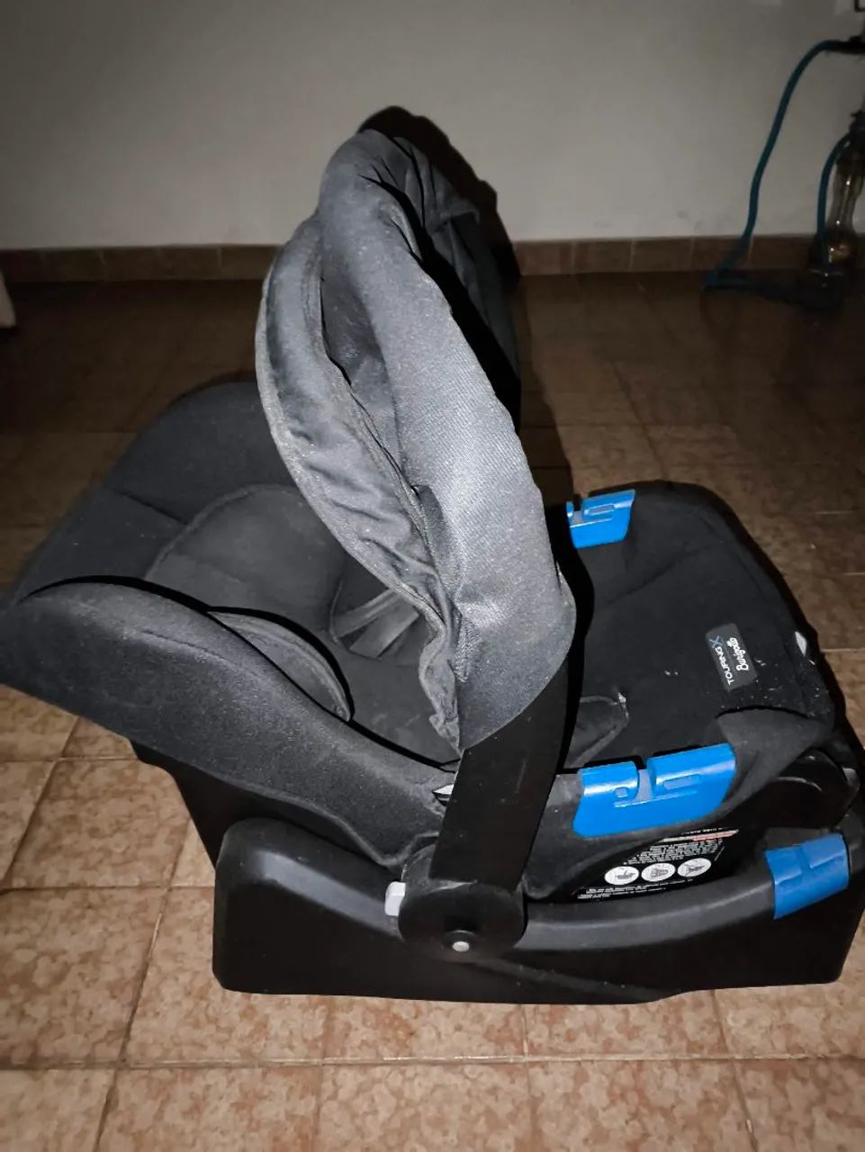 bebê conforto Burigotto Touring X 