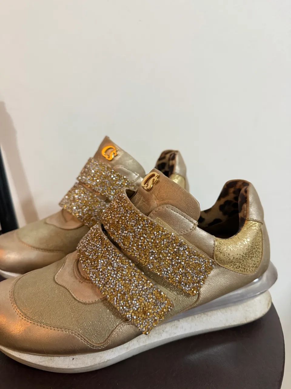 tênis carmen steffens dourado 36