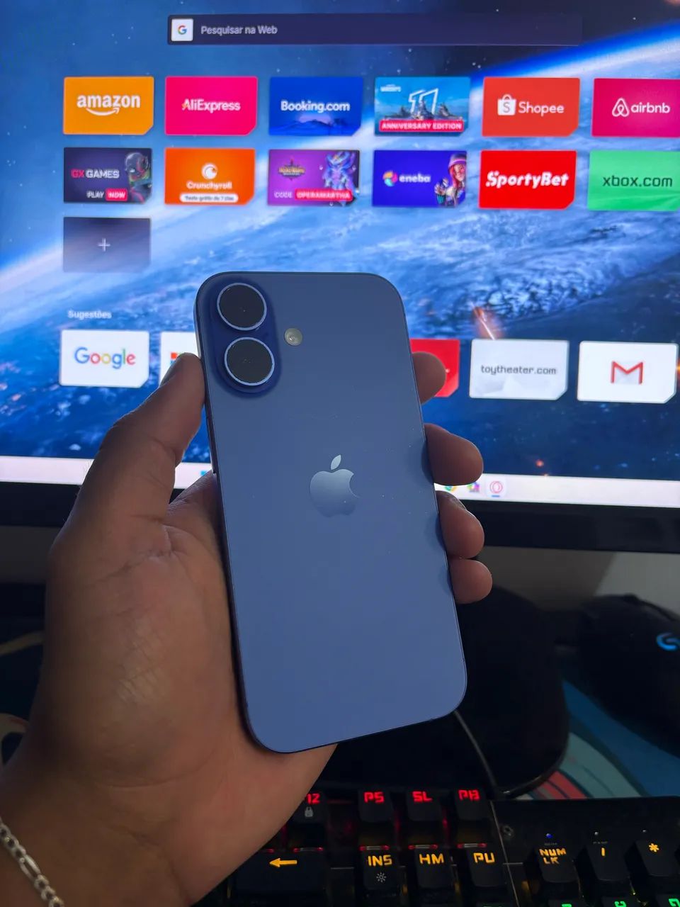 iPhone 16