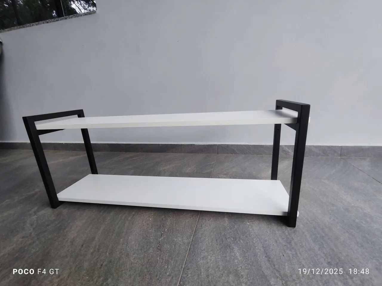 - Prateleira Estilo Industrial Nova - 90x30cm em Metal e MDF   - Foto 4