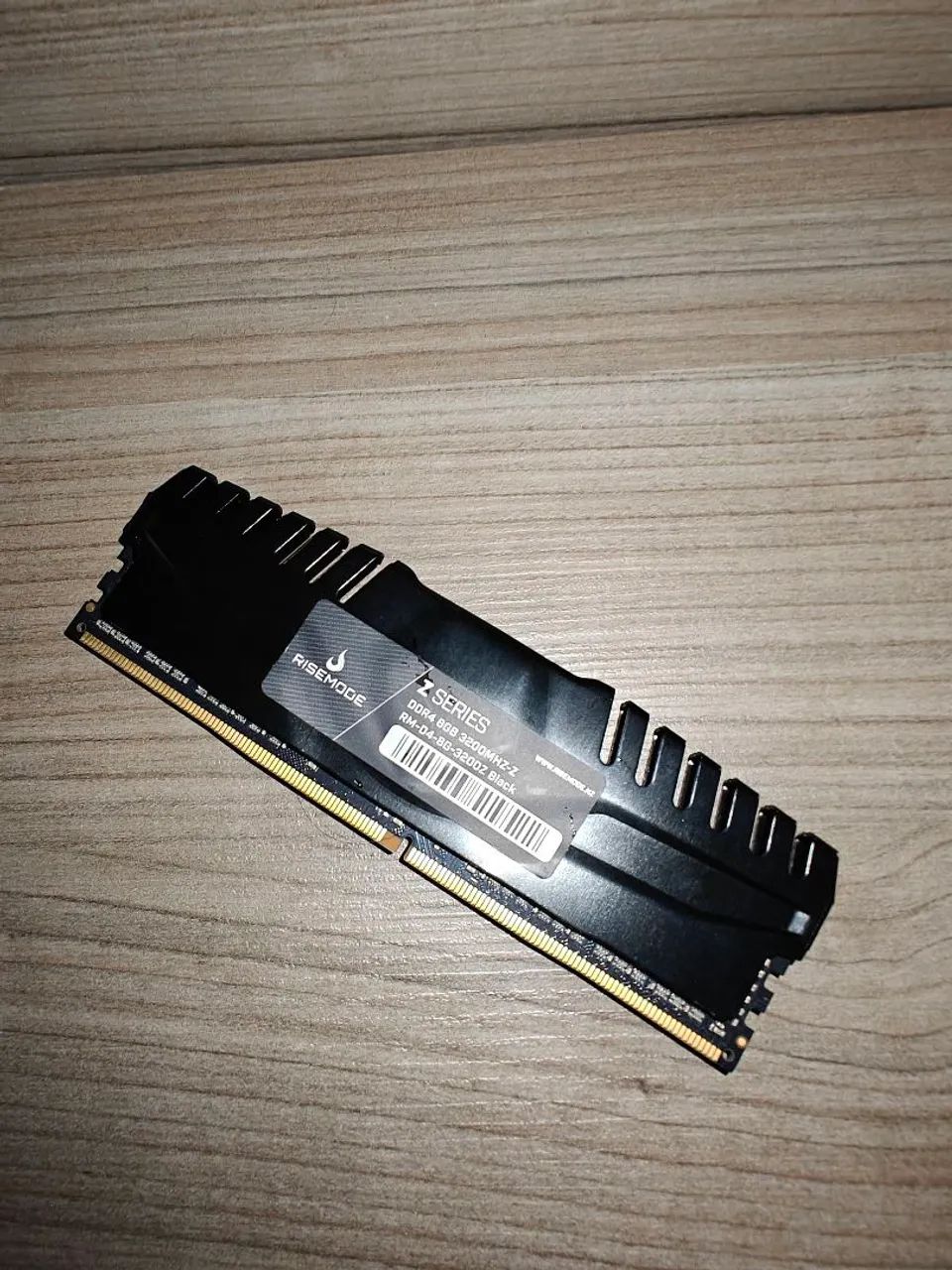 Memória RAM 8gb DDR 4 3200415076858085386241