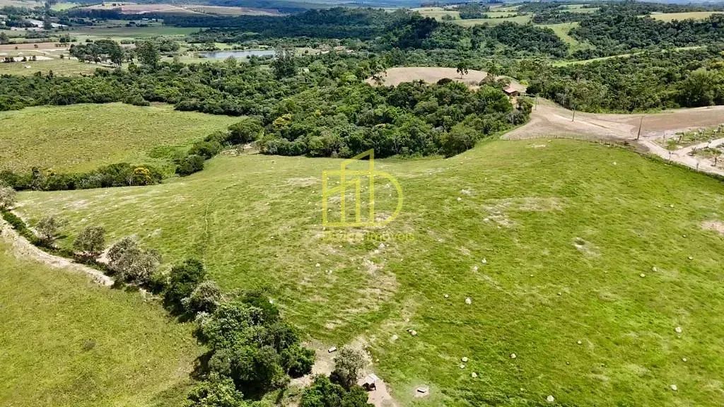 Oportunidade Imperdível: Sítio de 7,16 Hectares em Sarapuí/SP - Foto 4