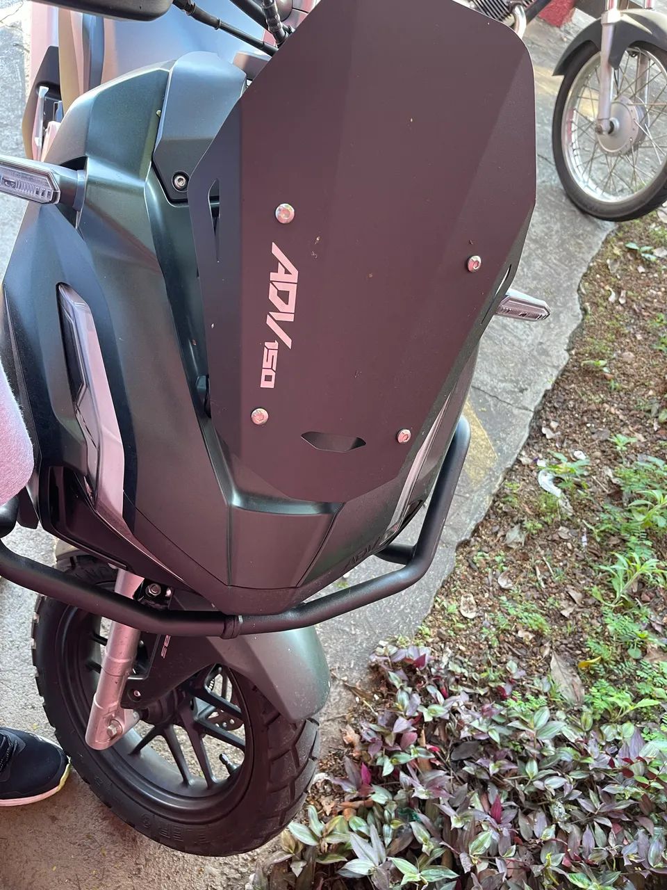 Honda ADV 150 semi nova 
