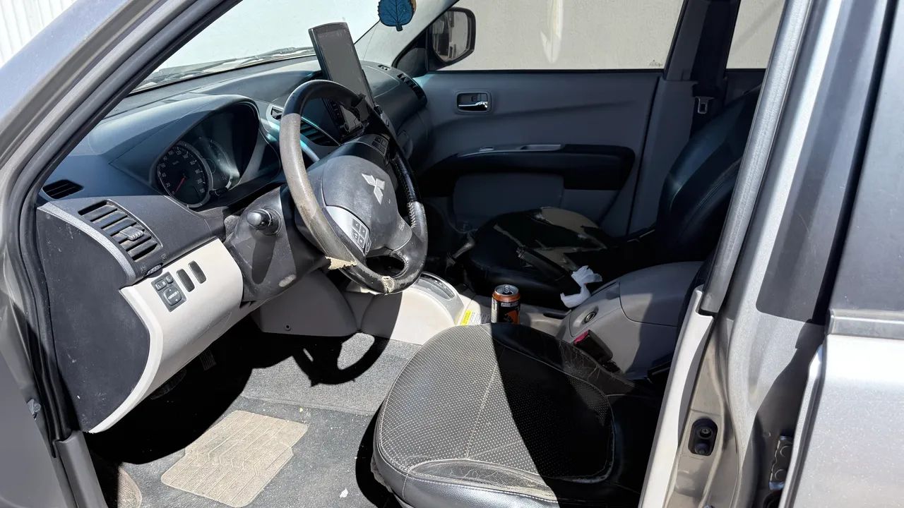 Mitsubishi L200 2012