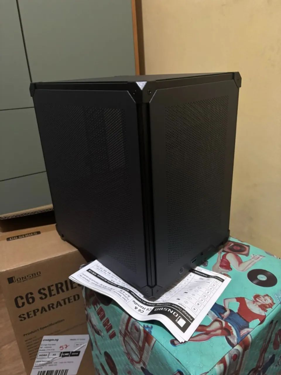 Gabinete JONSBO C6 (MATX e MITX)