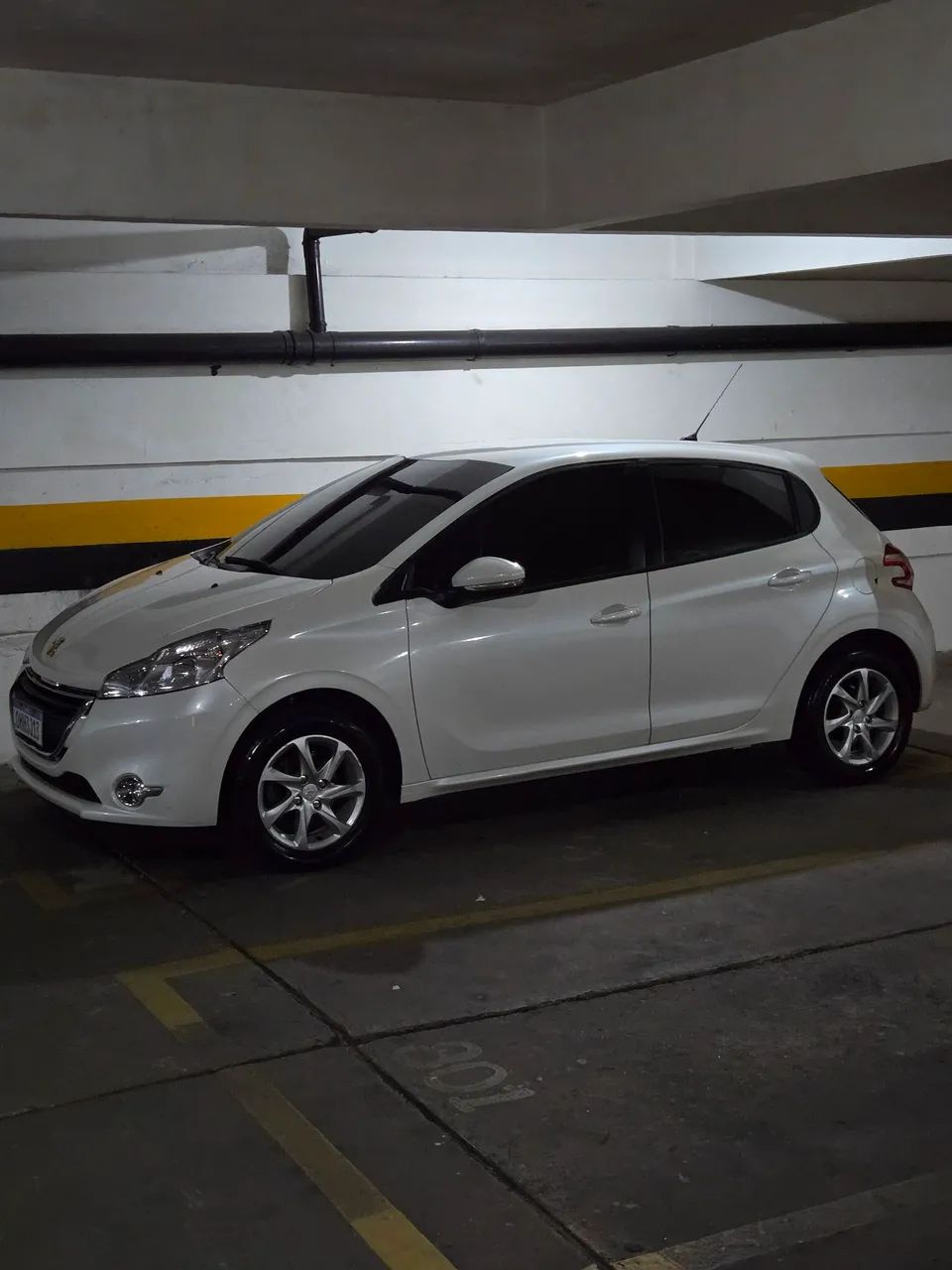 Peugeot 208 Active/active Pack 1.5 Flex 8V 5P 2014 - Foto 2