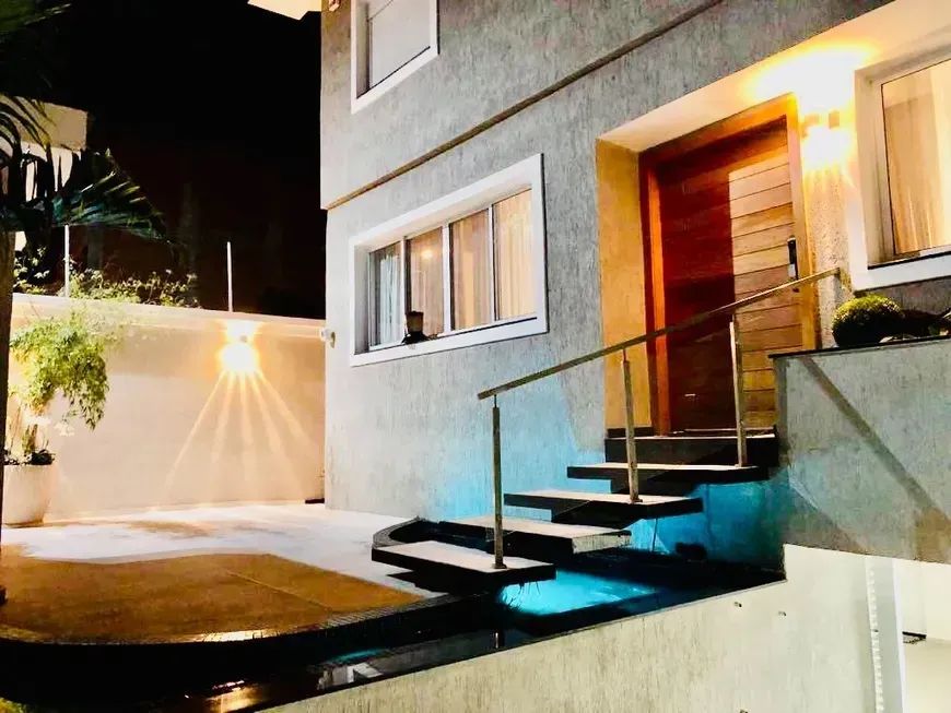 Casa com Vista Privilegiada para a Reserva Ambiental