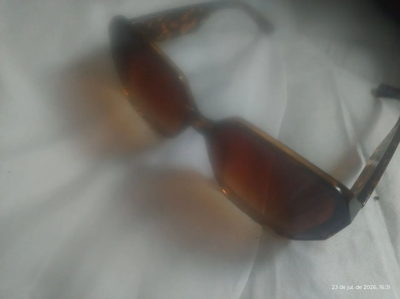 Óculos escuro feminino Chanel original 320,00 - Foto 4
