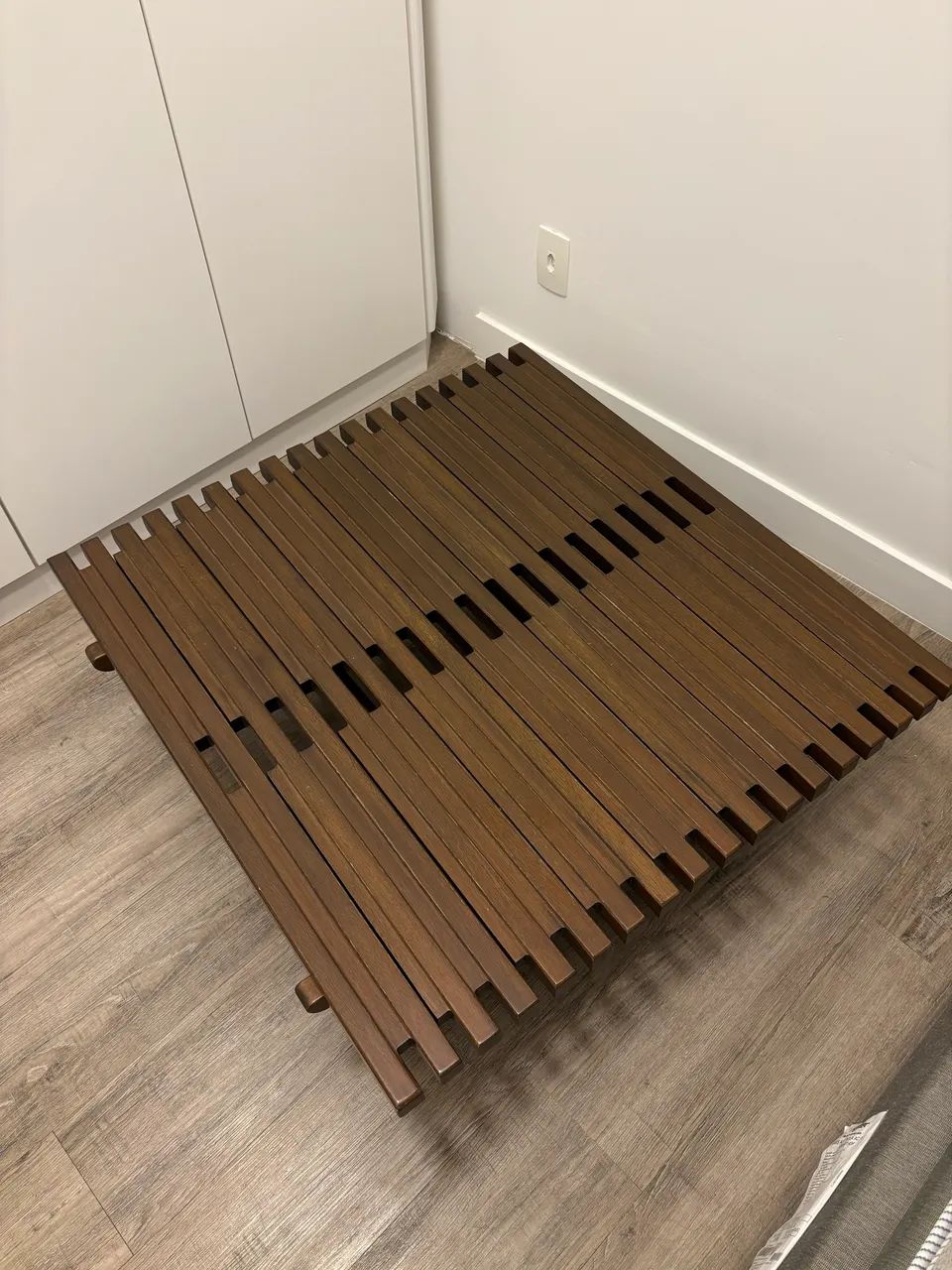 Mesa de Centro Saccaro Ayty em Madeira Maciça - Design Roque Frizzo - Foto 3
