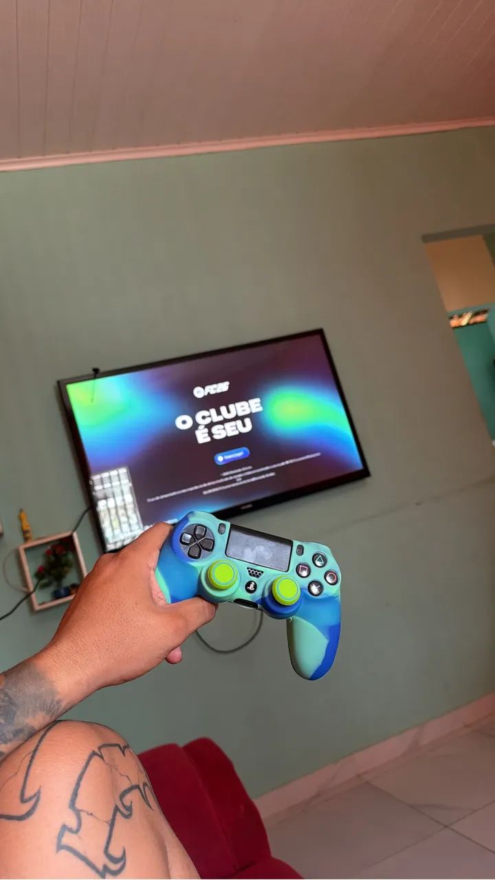 PS4 2 CONTROLE  - Foto 4