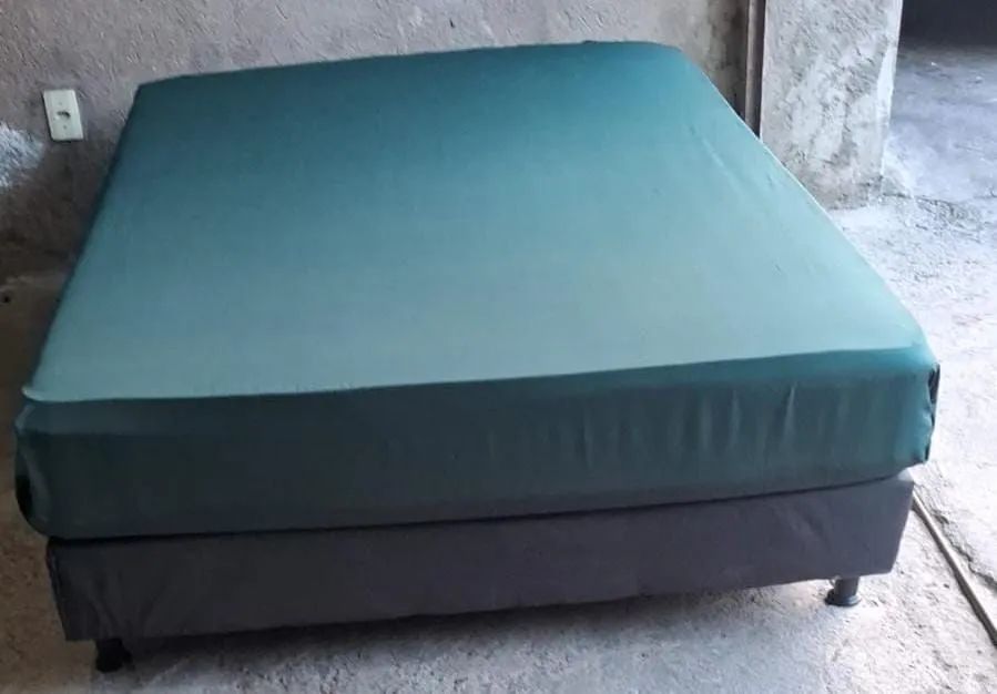 Cama casal grande com colchão  - Foto 4