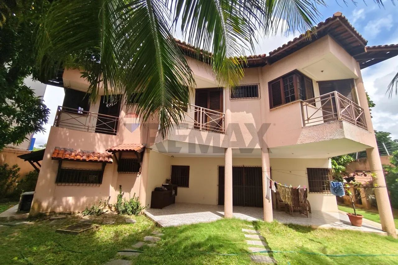 Casa Av. Miguel Dias