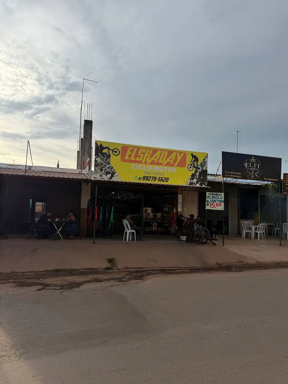 VENDO PONTO COMERCIAL EM ÁGUAS LINDAS Setor 8  - Foto 3