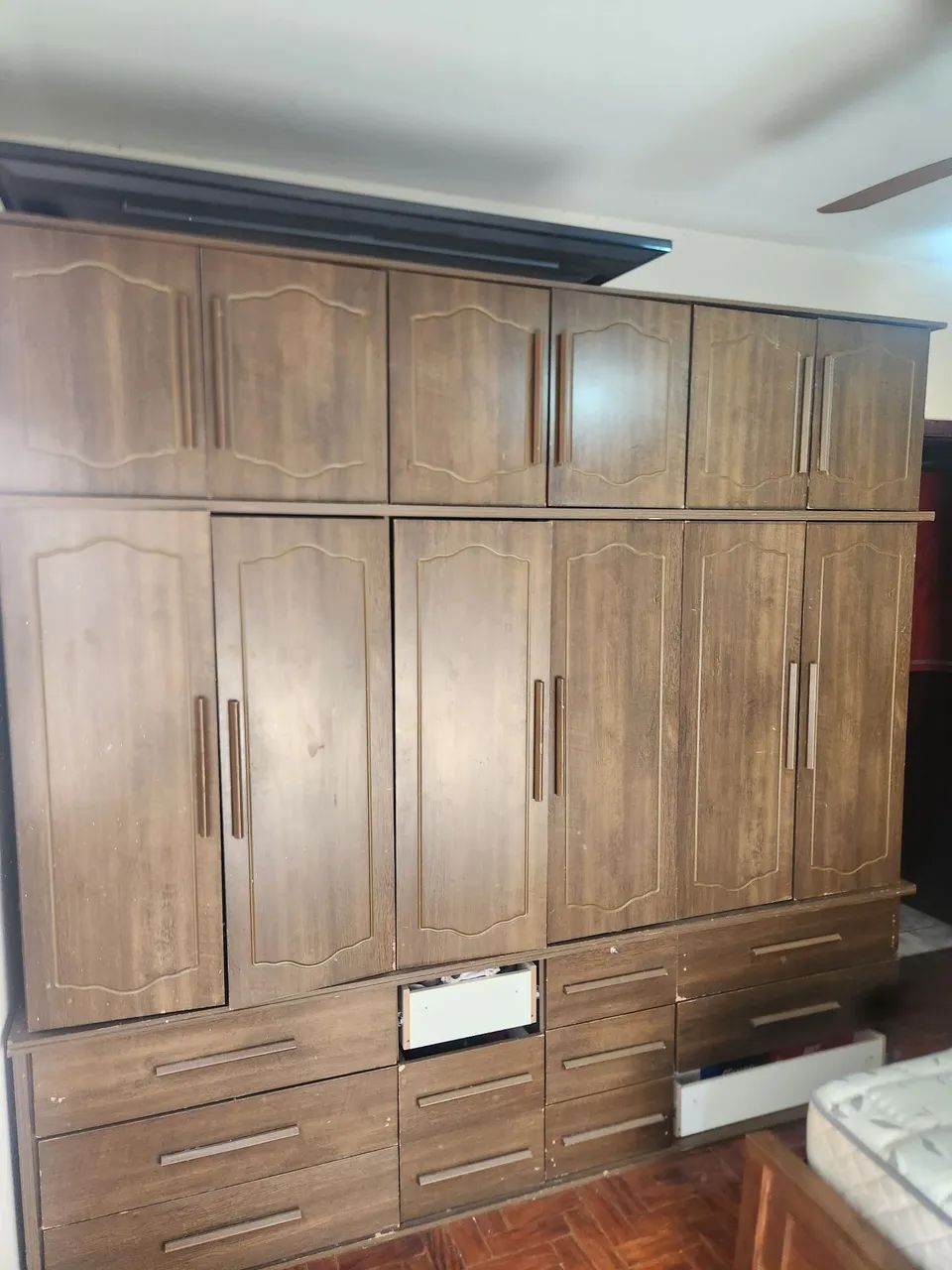 Vendo guarda roupa 