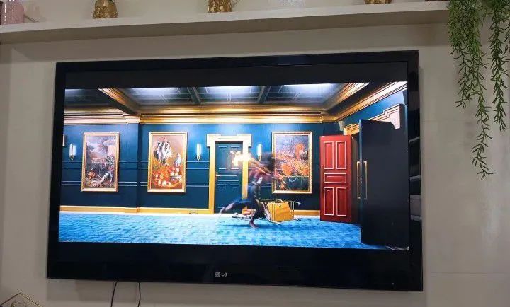 TV LG 47 lcd com Chromecast  - Foto 3