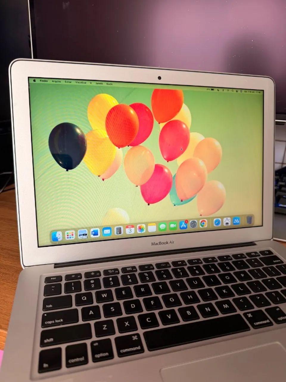 MacBook Air 2017 13,3 polegadas i5 8GB 128GB - 143 ciclos de bateria
