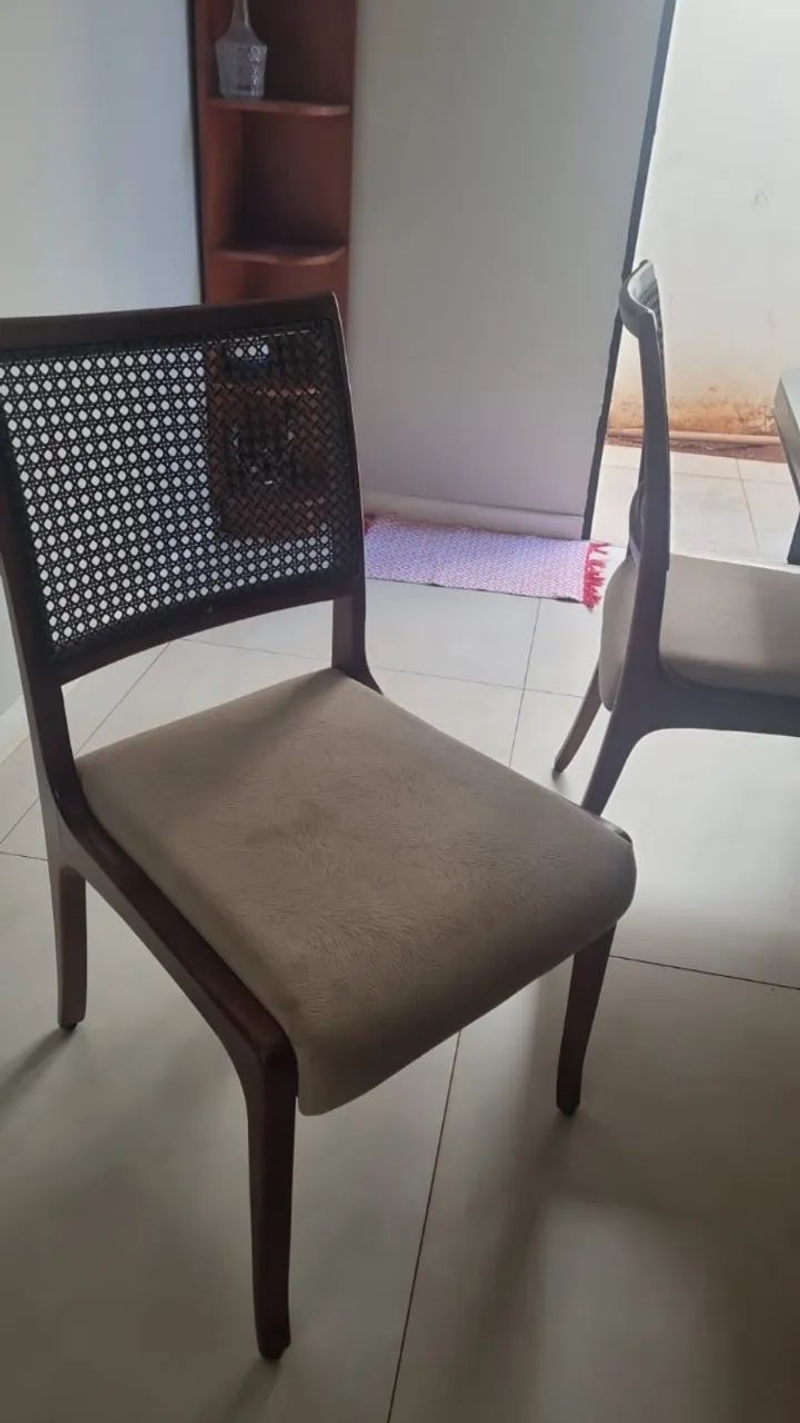 Mesa de jantar 8 lugares madeira e vidro laqueado  - Foto 5