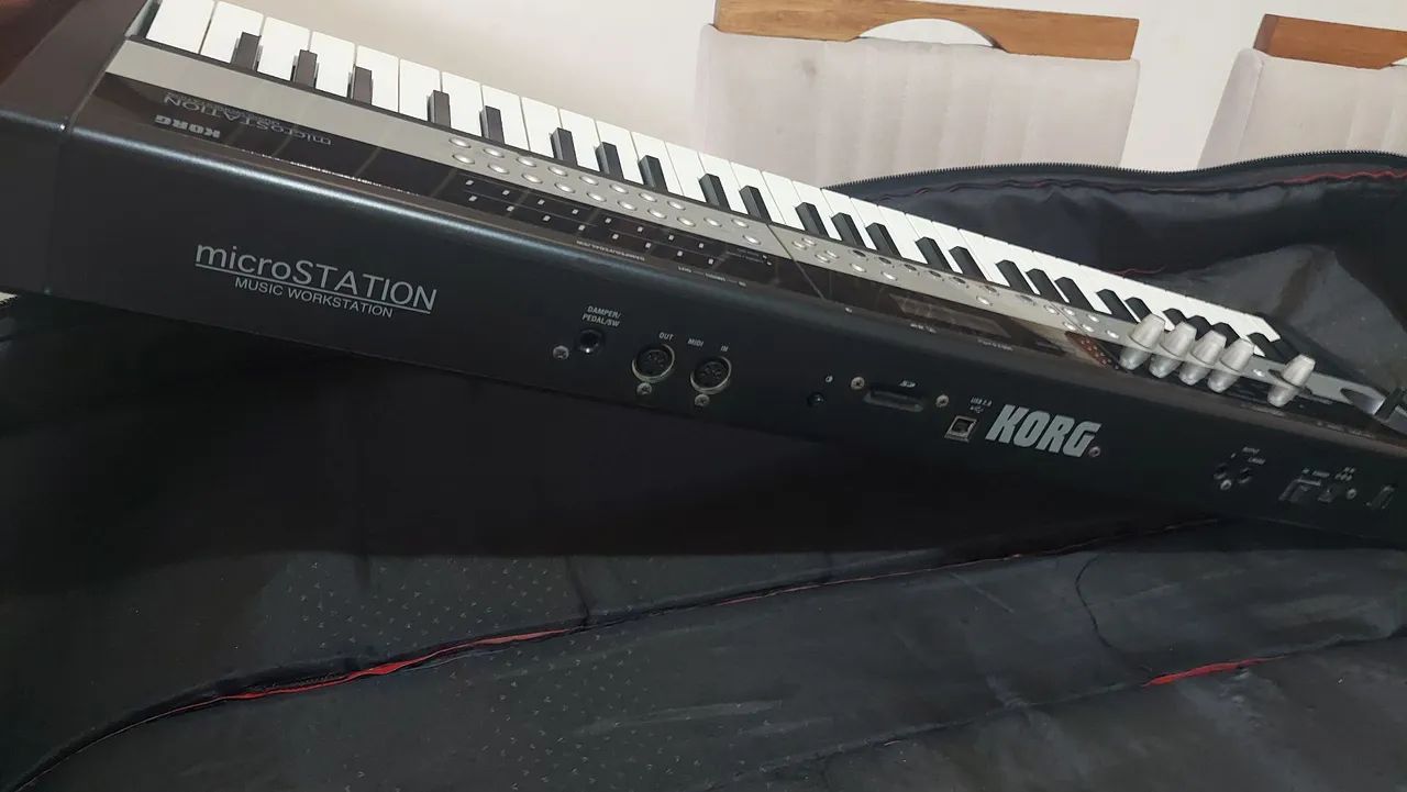 Korg Microstation  - Foto 2