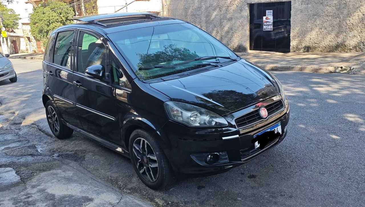 Fiat Idea Sporting 1.8 Flex 16V 5P 2012 - Foto 2