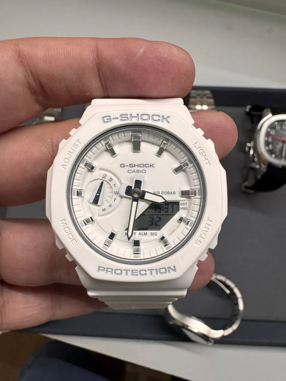 Relógio Casio GShock Branco
