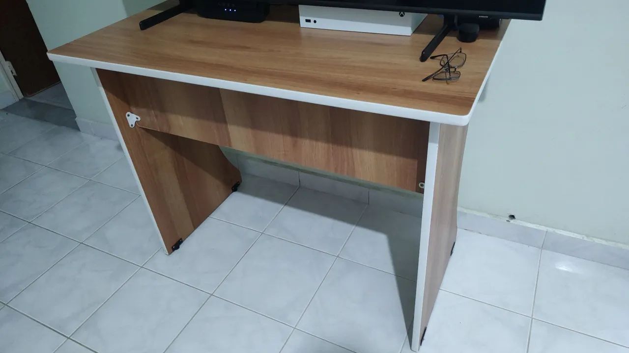 Mesa para TV/ COMPUTADOR  - Foto 3