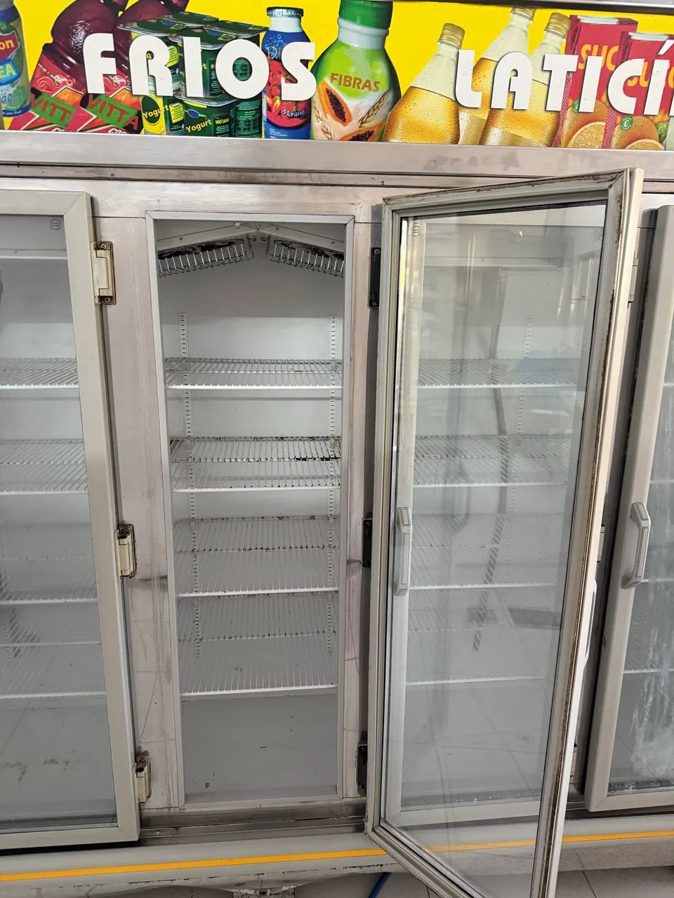 Vendo Refrigerador 5 portas  - Foto 3