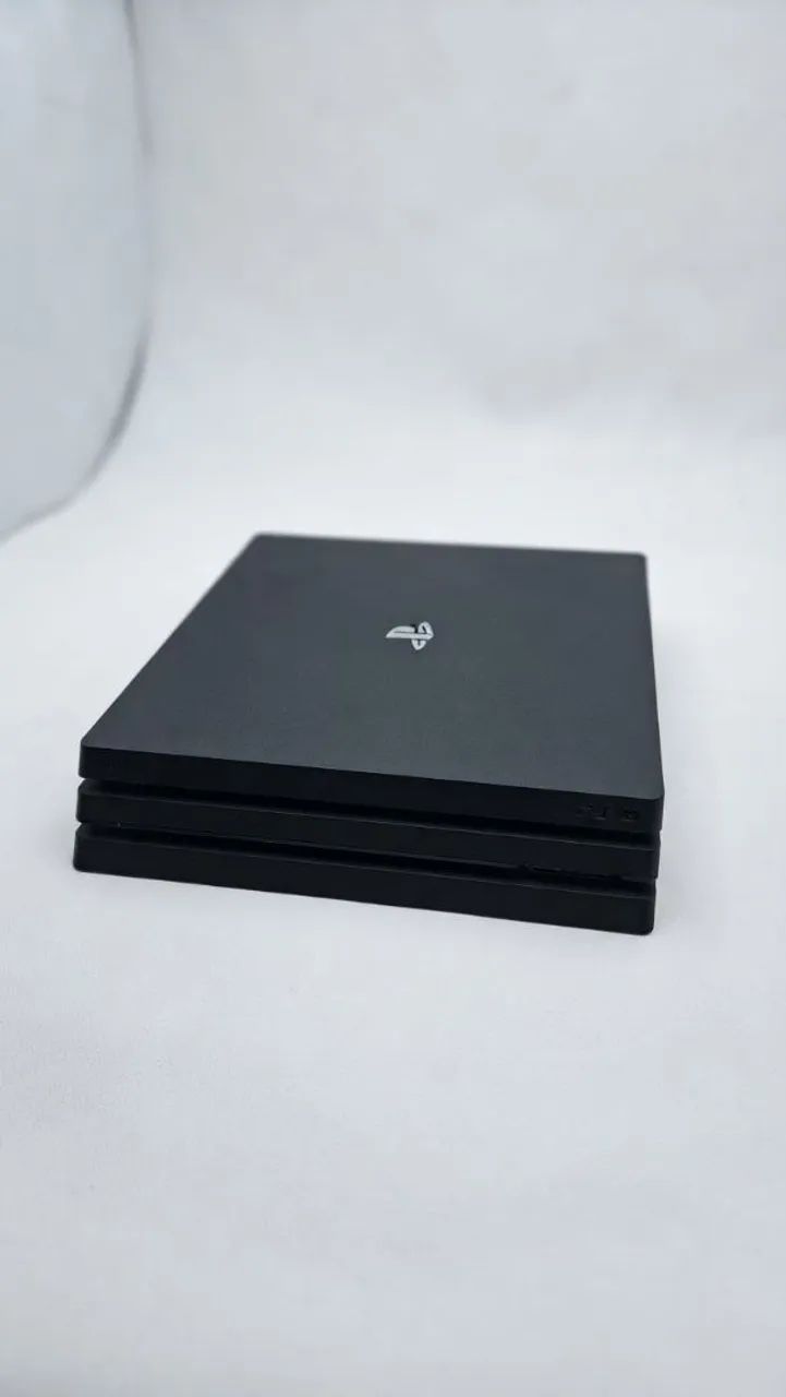 PS4  1TB Pro + 2 Controles + Minecraft + Caixa Original