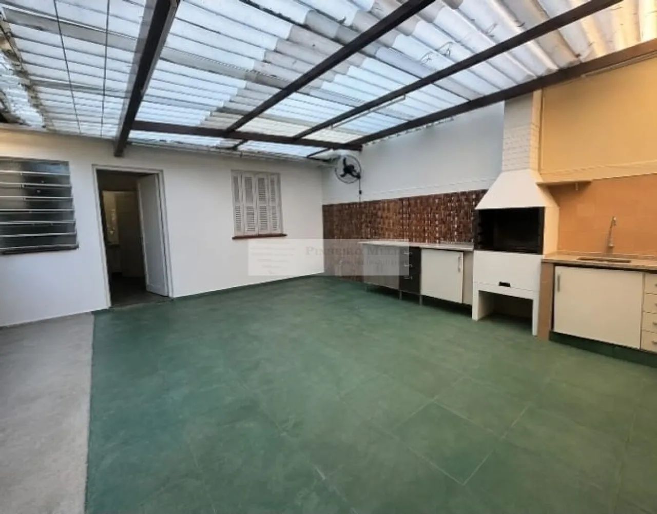 Casa no Brooklin ótima região, 2 vagas. - Foto 2