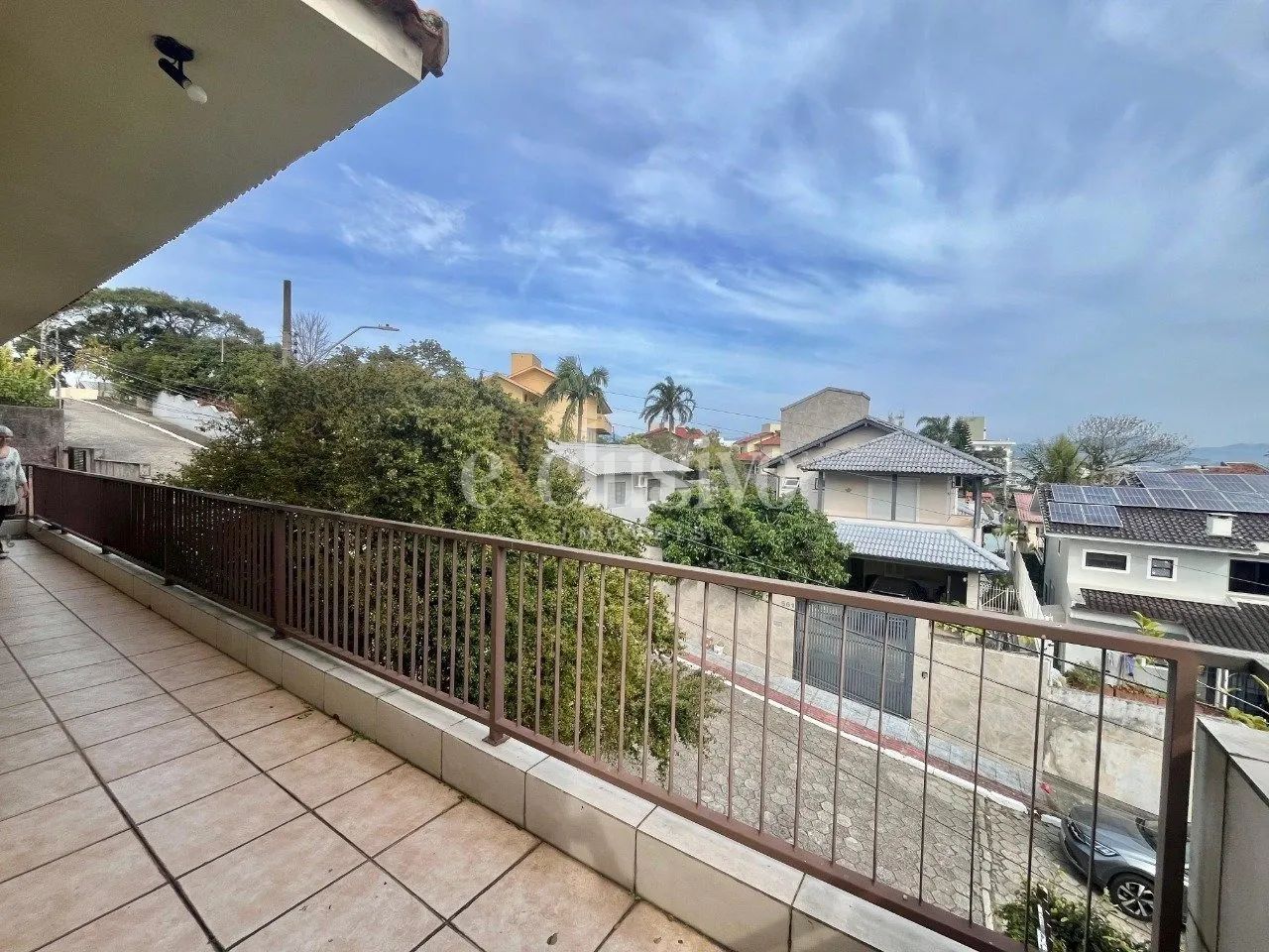 Casa com 5 dormitórios no Itaguaçu - Foto 2