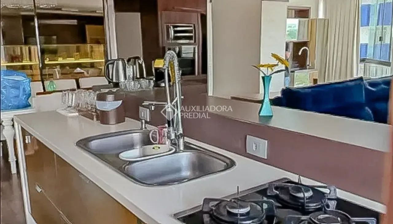 Apartamento Mobiliado com 4 Dormitórios e 134 m² em Campinas com uma vaga - Foto 2