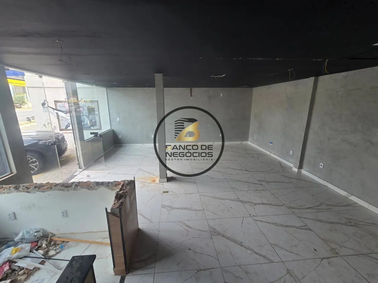 Loja com 65 m² para locação na Estrada do Coco - Foto 3