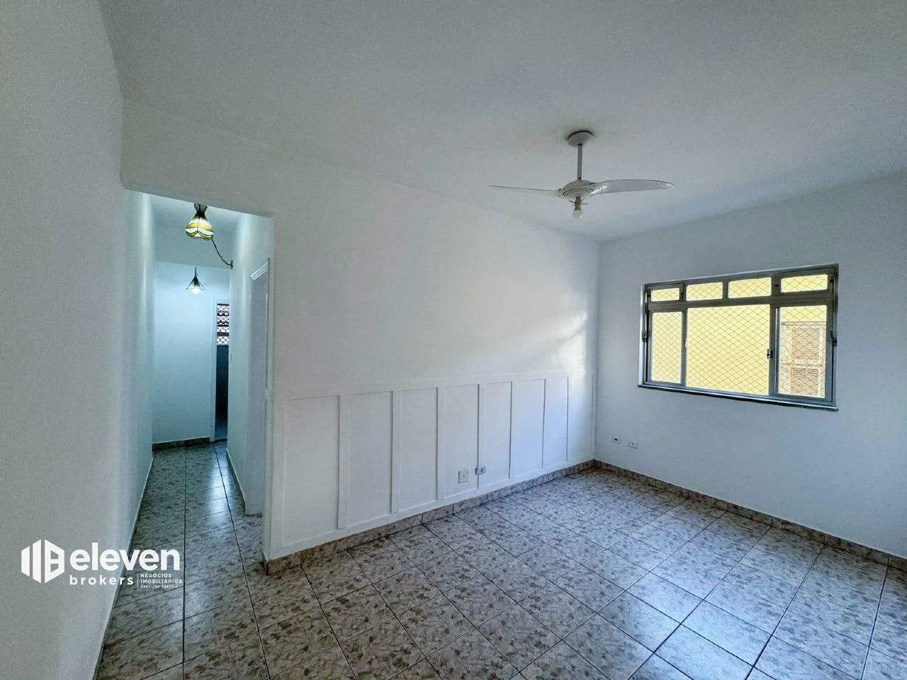 Apartamento para Alugar no Gonzaga | Frente | 2 Dorms | 1 Vaga | R$ 3.000,00