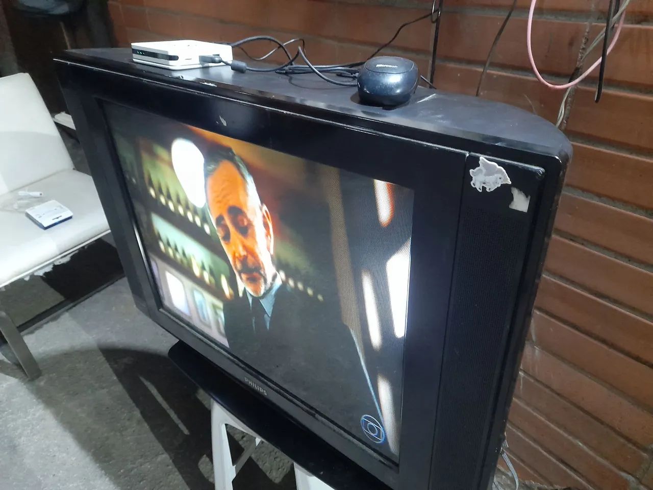 Tv de Tubo com Conversor 