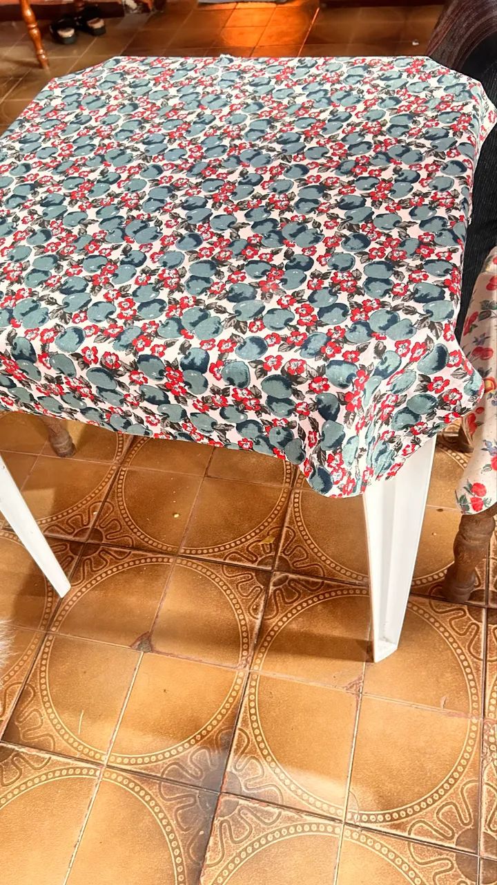 Mesa de plástico  - Foto 2