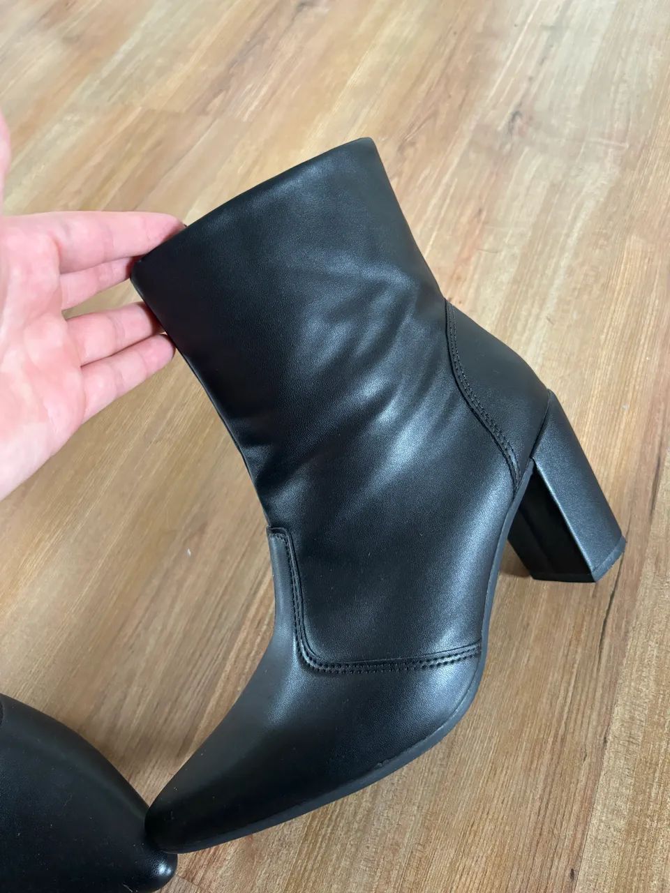 Bota número 38 - Foto 2