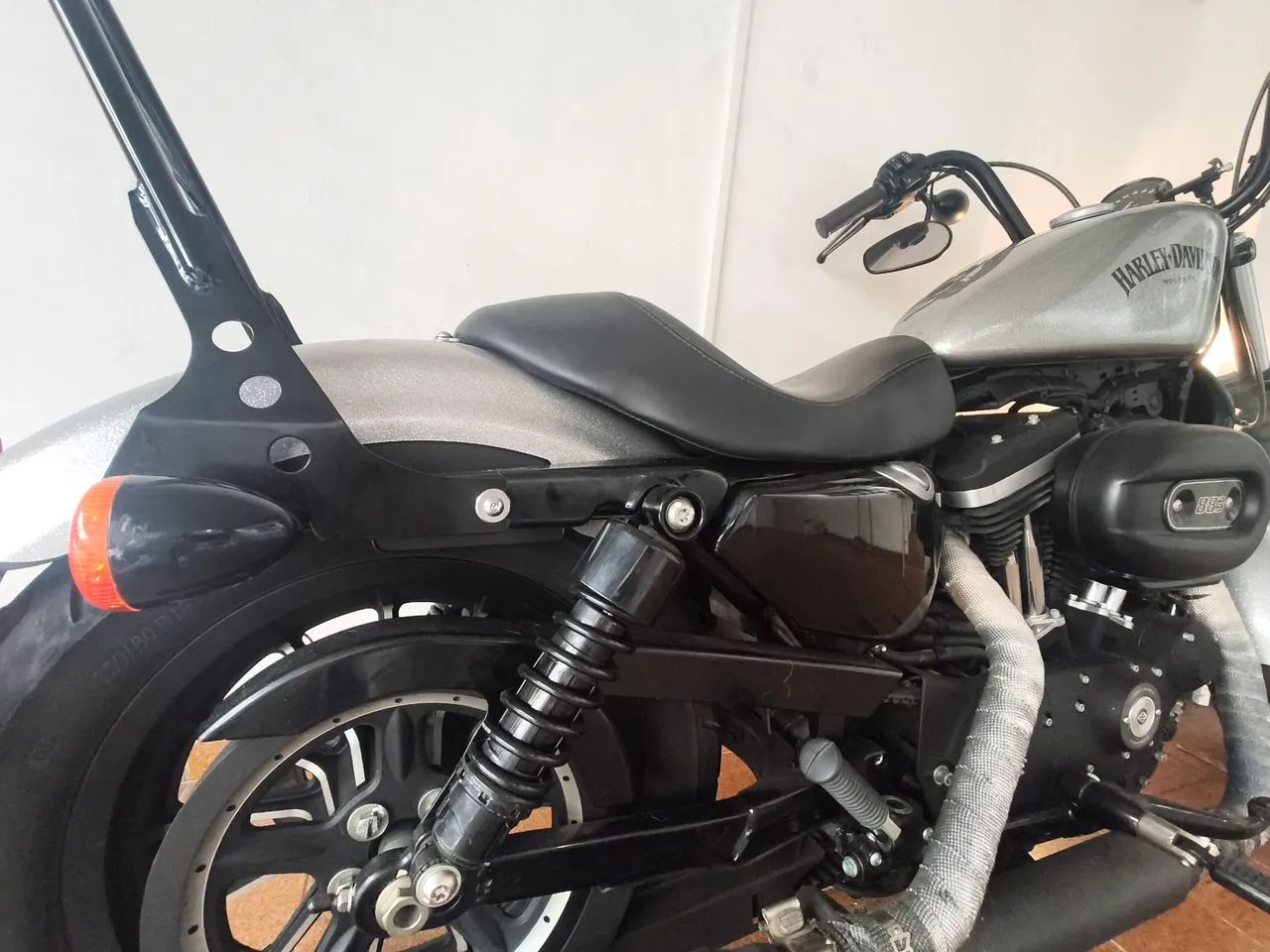 Harley Davidson Iron 883 2015 - Foto 2