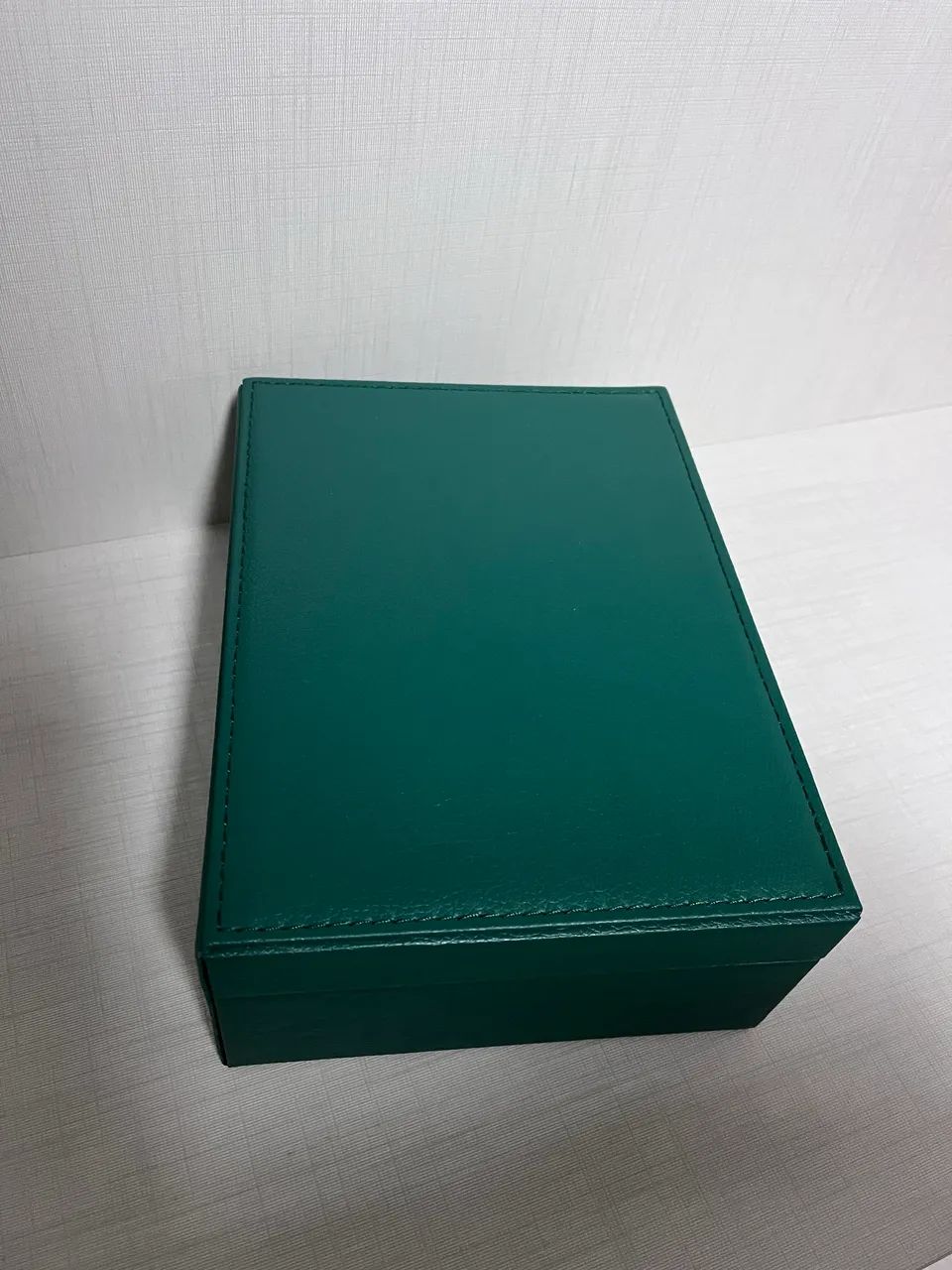     Porta-Joias Verde Elegante com Chave e Divisórias - Foto 4