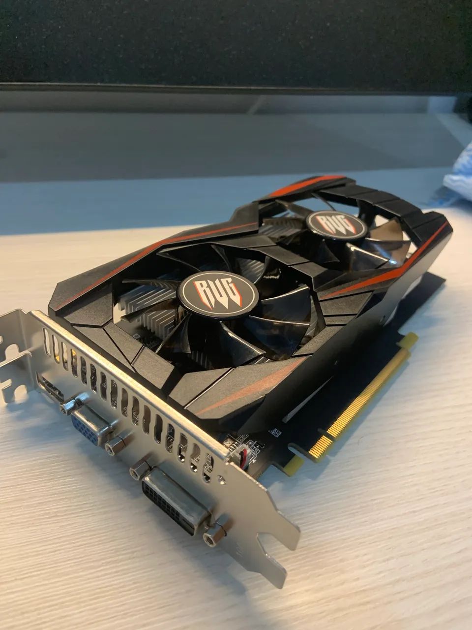 GTX 550 ti 4gb  - Foto 2