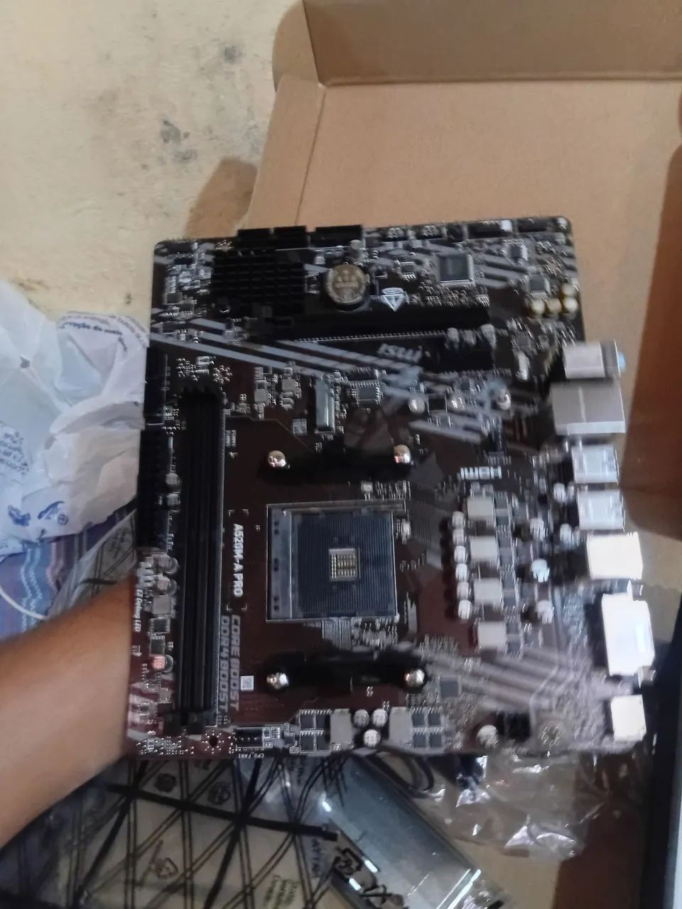 Placa mae a520-m MSI - Foto 4
