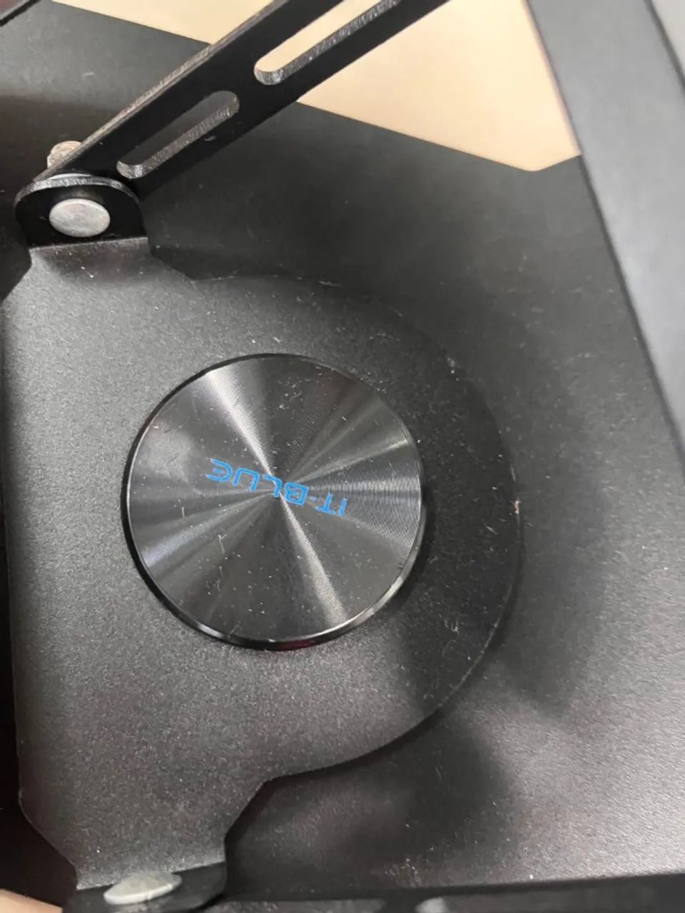 Suporte para notebook até 19 polegadas - Foto 5