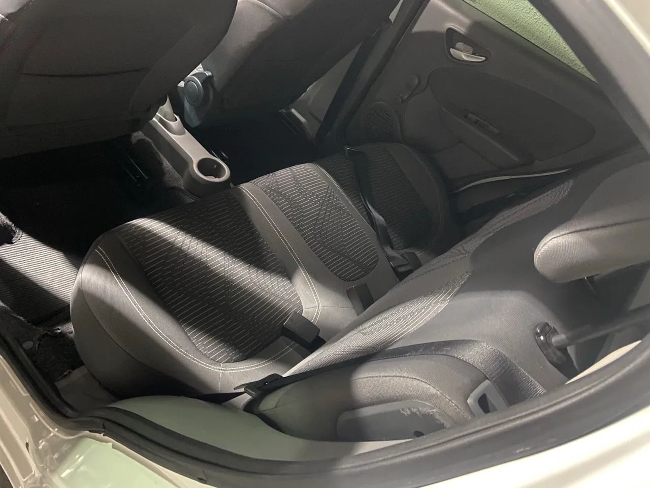 Fiat Palio Attractive 1.0 EVO Fire Flex 8V 5P 2014 - Foto 4