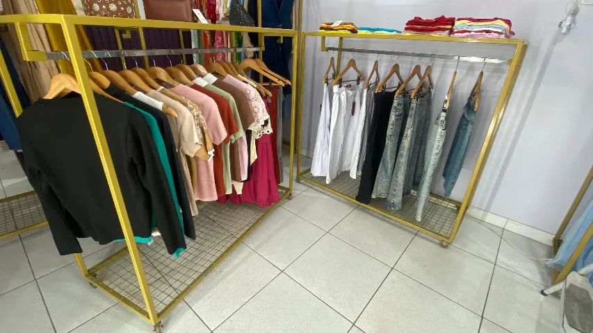 Móveis de loja de roupas  - Foto 5