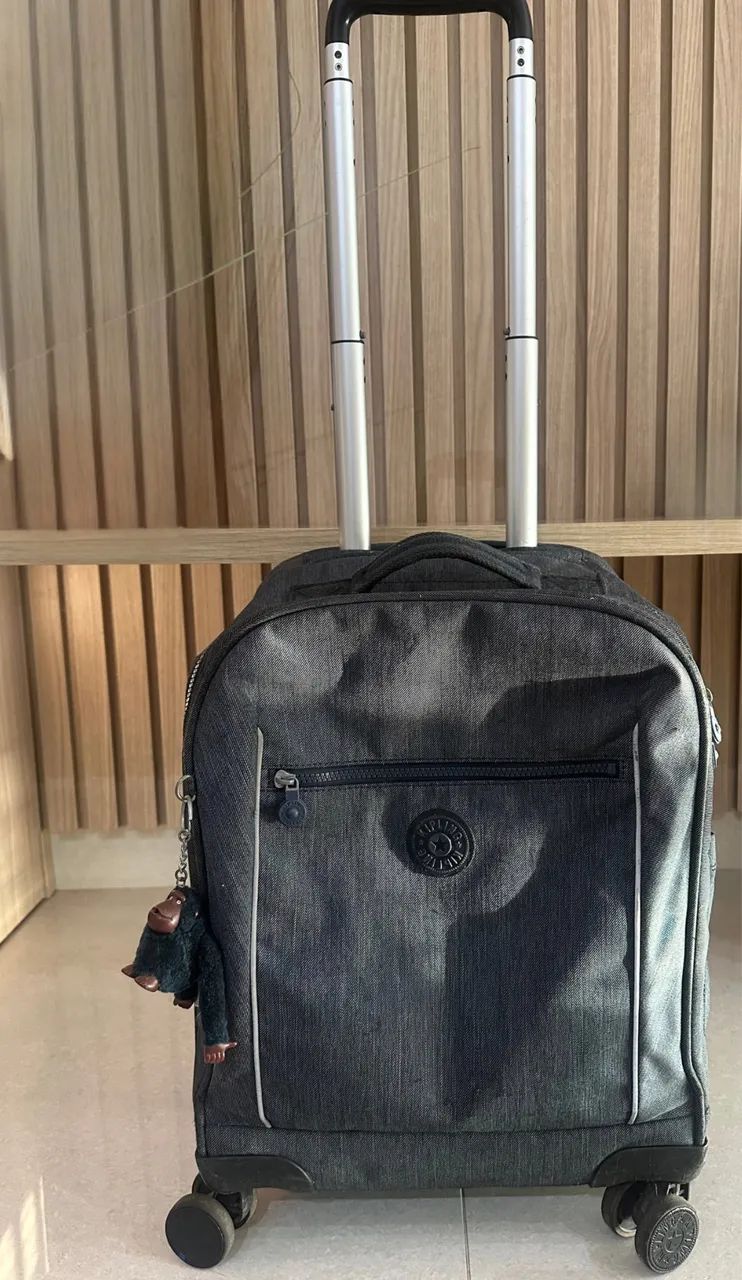 Mochila Kipling Com Rodinhas Mese Cinza 